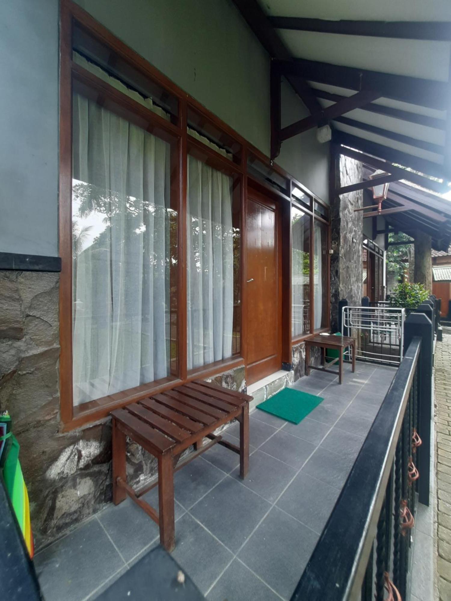 de'Rumah Rindu Alam Batu (East Java) Exterior foto
